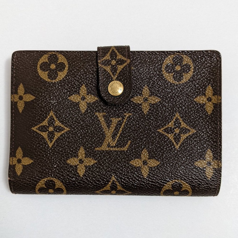 *Very Good Condition* Authentic Louis-Vuitton Viennois Women's Wallet